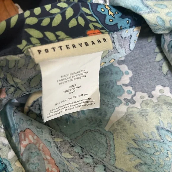 2 Pottery Barn King Shams - Picture 3 of 5